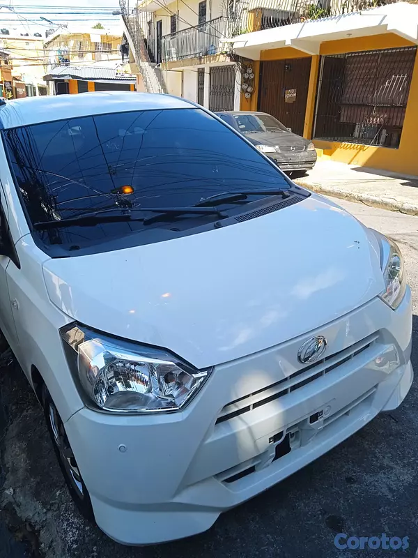 servicios profesionales - Se alquila para Uber Daihatsu mira 2018 3