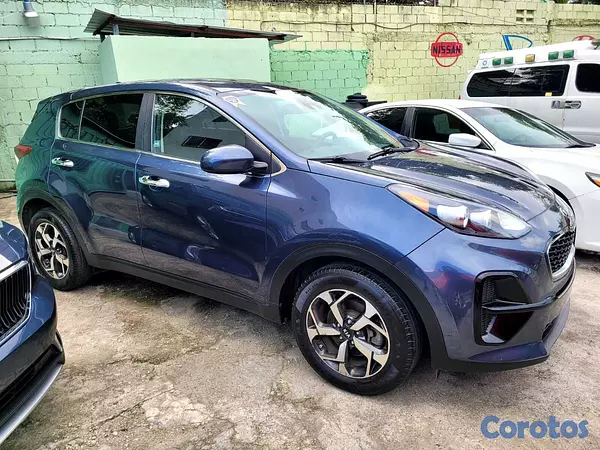 jeepetas y camionetas - Kia Sportage LX 2021 2