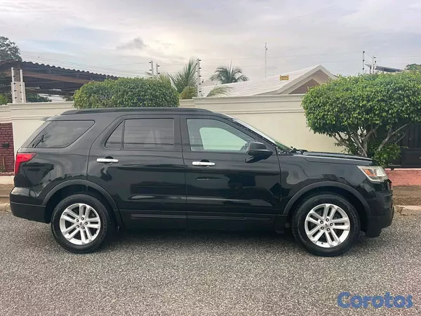 jeepetas y camionetas - Ford Explorer xlt 2016 4