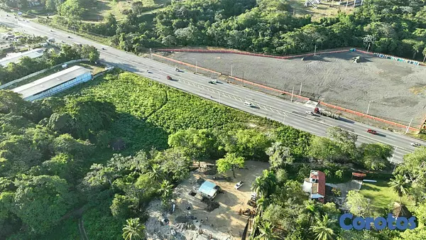 solares y terrenos - Solar de Oportunidad Autop. 6 de Noviembre 1,500m² 3