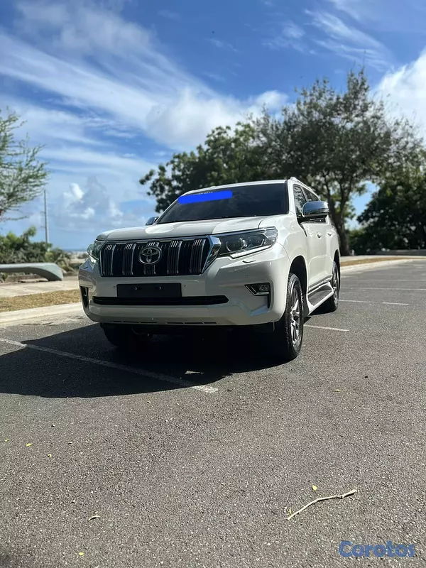 jeepetas y camionetas - Toyota land cruicer prado vxl 2018 3