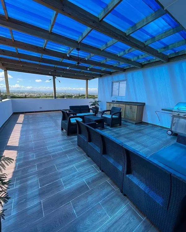 apartamentos - Apartamento piso alto, con ascensor y planta ful, cerca PUCAMM Y HOMS  de Stiago 10