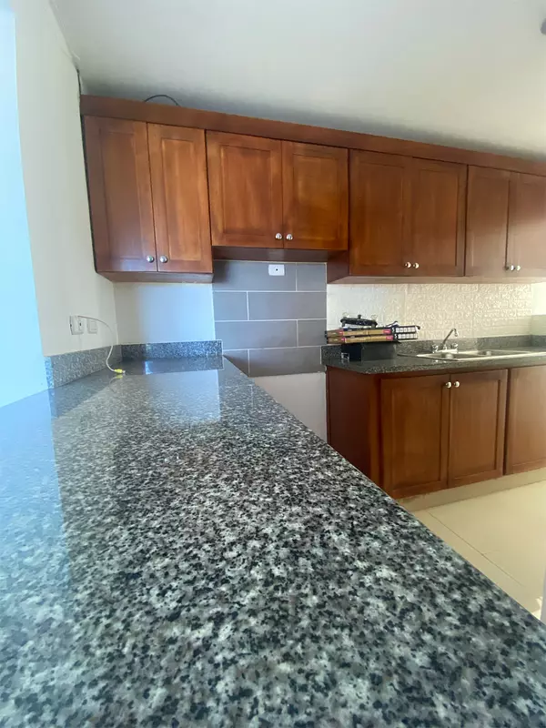 apartamentos - Segundo nivel de venta en jardines del sur, Santiago  5