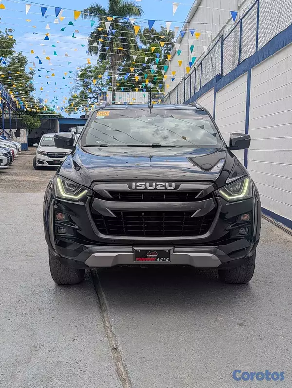 jeepetas y camionetas - ISUZU D-MAX 4X4 GASOIL 2021 3