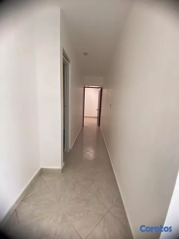 casas - venta de casa de 2 niveles separados en lucerna Santo Domingo este 4