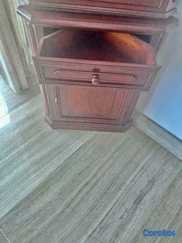 muebles y colchones - Vitrina centenaria 5
