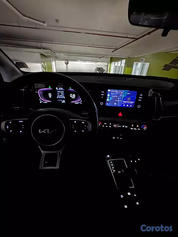 jeepetas y camionetas - Kia Sportage 2024 Luxury 8