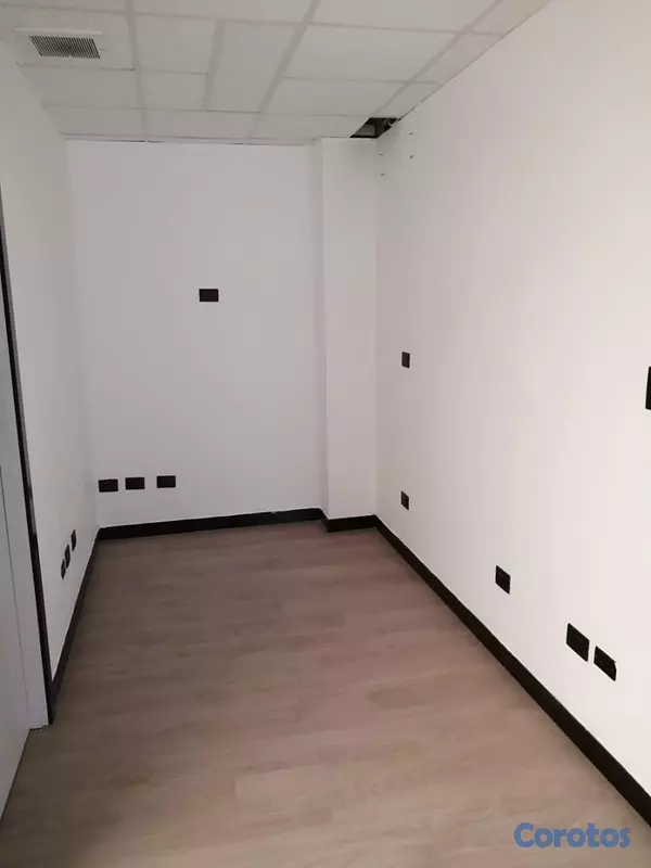 oficinas y locales comerciales - LOCAL COMERCIAL IDEAL PARA OFICINAS  9