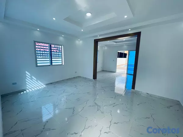 casas - 🏡 Casa Moderna y Espaciosa en Torre Alta –  5