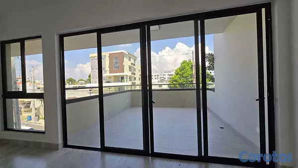 apartamentos - Apartamento de 2 Habitaciones con Balcón y 2 Parqueos | 120 m² en Venta 10