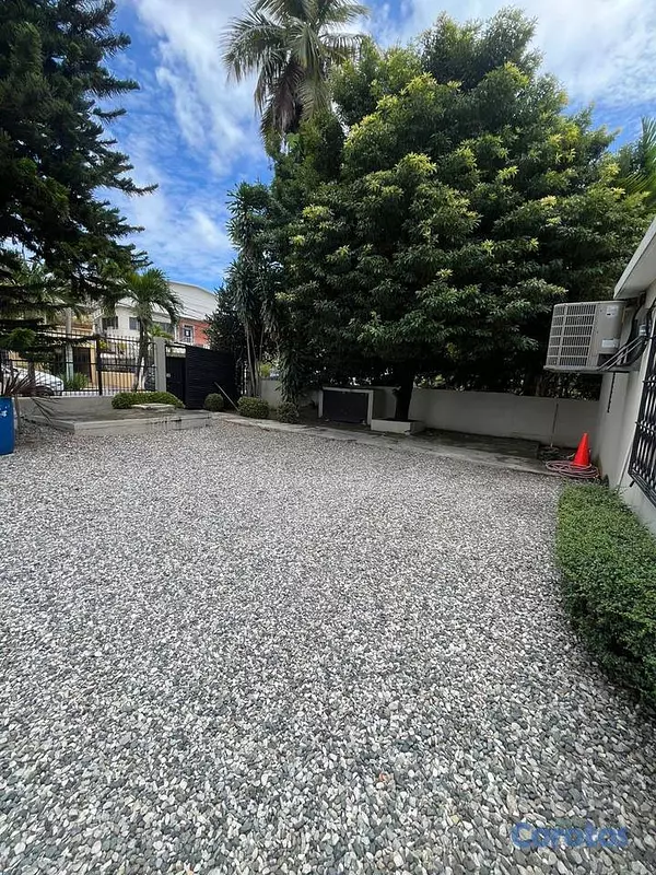 casas - Casa de 404m2 para vivienda o comercial en alquile 10