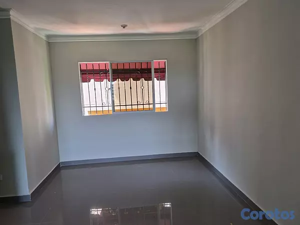 apartamentos - Amplio, fresco, moderno, lleno de luz natural y en zona tranquila. 2