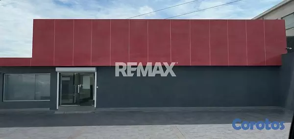 oficinas y locales comerciales - Local comercial de 278m2 en alquiler en Los Prados 6