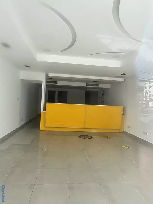 oficinas y locales comerciales - LOCAL COMERCIAL ENS NACO 4