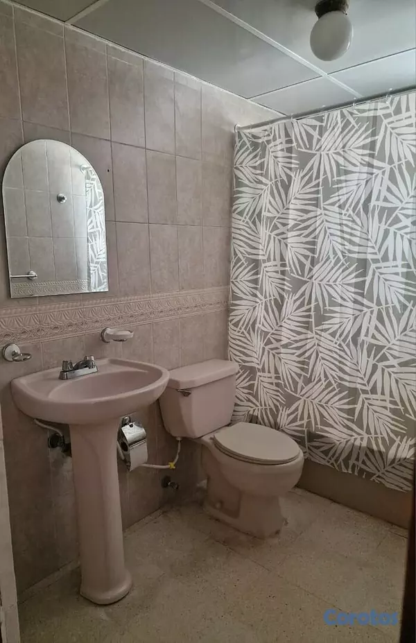apartamentos - Alquilo Apartamento amueblado 2do piso en la Esperilla
 4