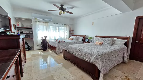 apartamentos - Apartamento en Venta en Piantini 4