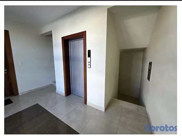 apartamentos - Apartamento en alquiler en 2do nivel, amplio y ventilado. la Española, Santiago. 2