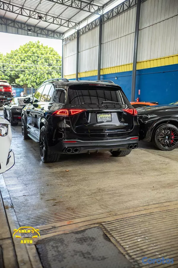 jeepetas y camionetas - Mercedes Benz GLE 53 AMG SUV Plus 2021 Clean Carfa 4