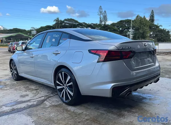carros - Nissan Altima 2020 SR
 4