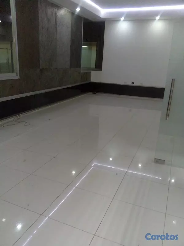 oficinas y locales comerciales - LOCAL COMERCIAL 8