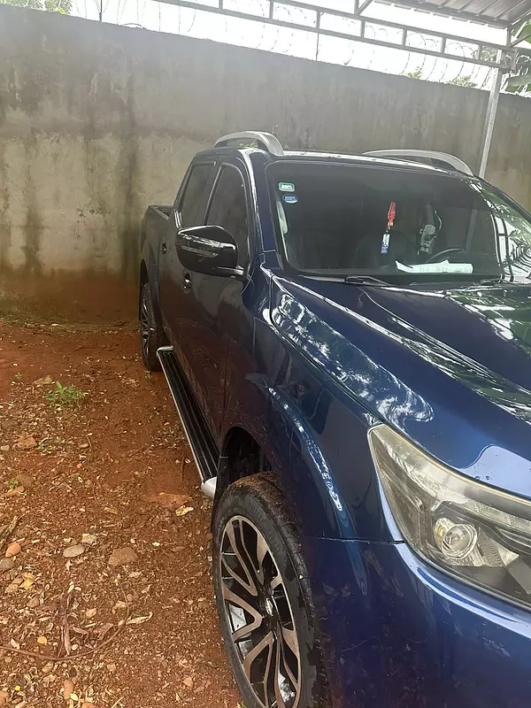 jeepetas y camionetas - Nissan frontier pro x 2022 9