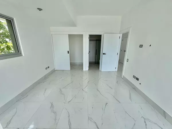 apartamentos -  Piantini Apartamento Nuevo en Venta 9