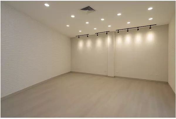 oficinas y locales comerciales - 🔵 Alquilo local 2do piso  en bella vista  4