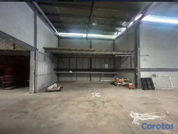 oficinas y locales comerciales - NAVE COMERCIAL  6