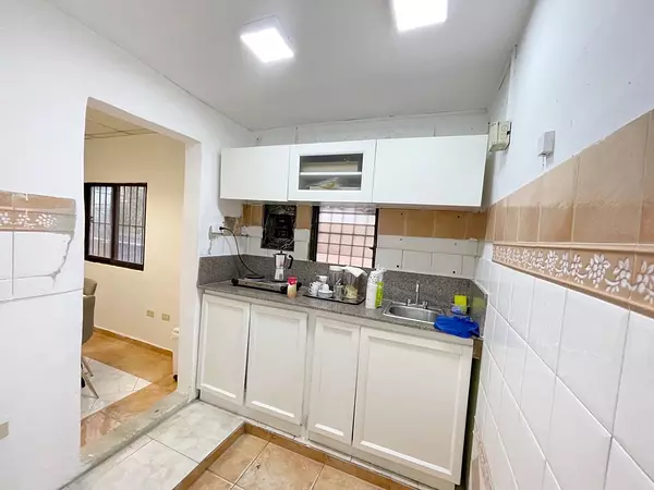 oficinas y locales comerciales - Nave en Venta en Quisqueya 8