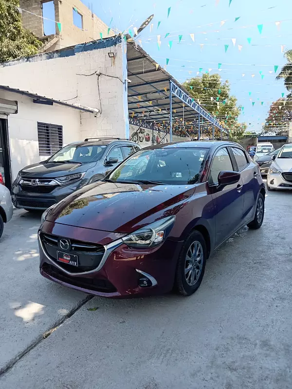 carros - MAZDA DEMIO 4