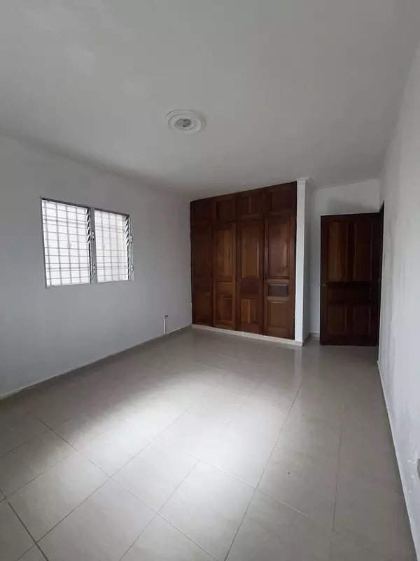 apartamentos - Apartamento en venta en 3er piso de mirador norte 6