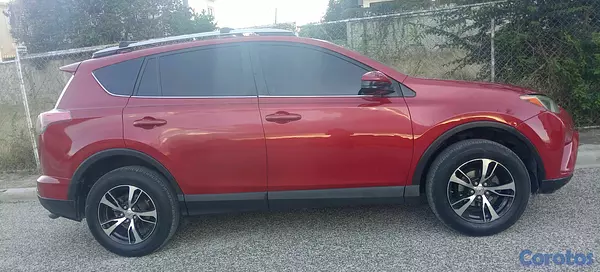 jeepetas y camionetas - Toyota RAV4 LE 2016 10