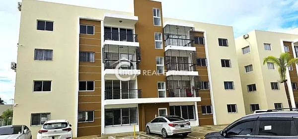 apartamentos - Apartamento de 88 M2, 3 Habitaciones, 2 Baños, 2 Parqueos, Area Social, Piscina. 2
