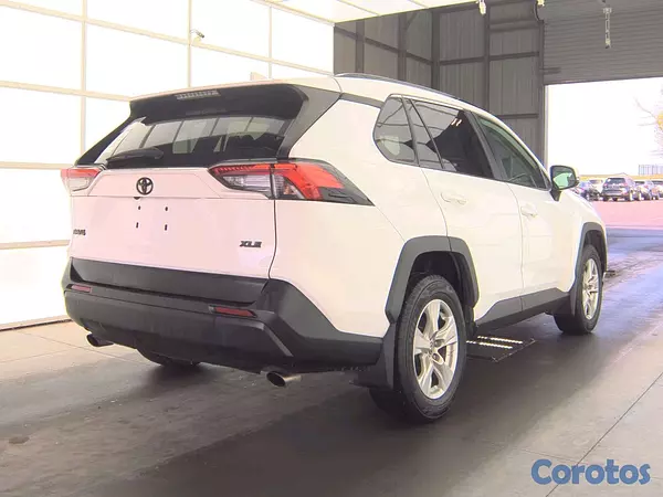 jeepetas y camionetas - toyota rav4 xle 2020 disponible 1,450,000 3