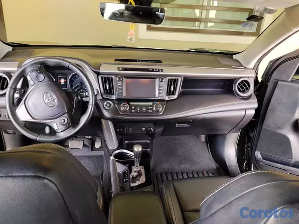 jeepetas y camionetas - TOYOYA RAV4 LIMITE 4X4 AÑO 2017 3