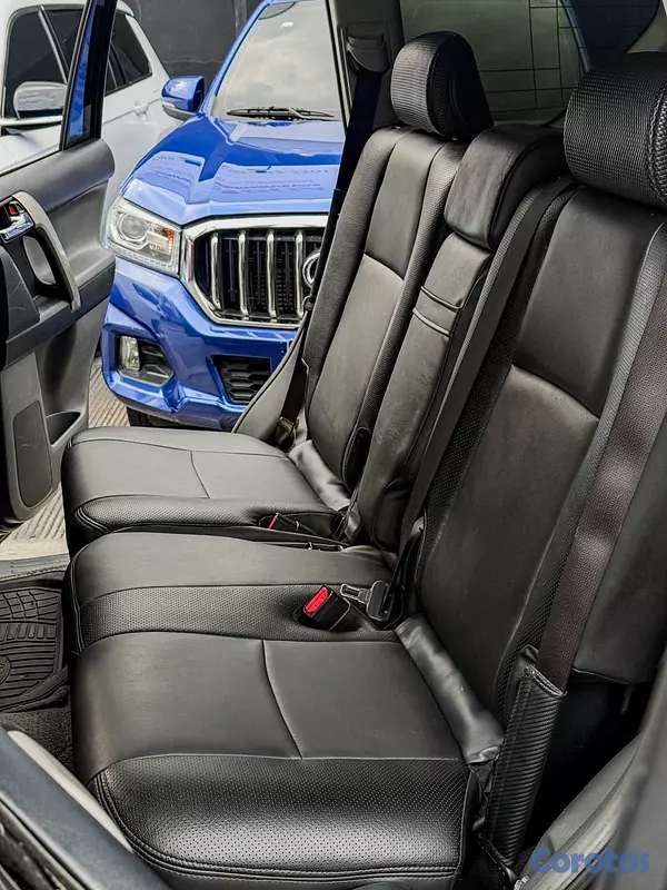 jeepetas y camionetas - 🚗 TOYOTA LAND CRUISER PRADO VXL 2011 11