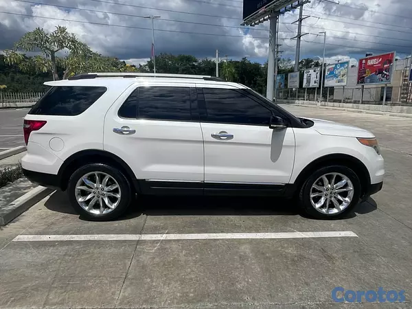 jeepetas y camionetas - Vendo Ford Explore 2013 la full 2