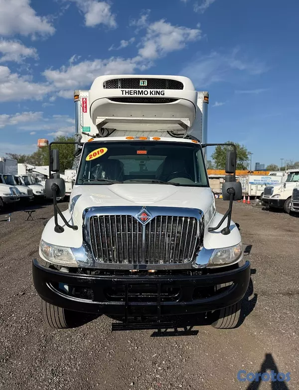 camiones y vehiculos pesados - 2019 internacional 4300 8