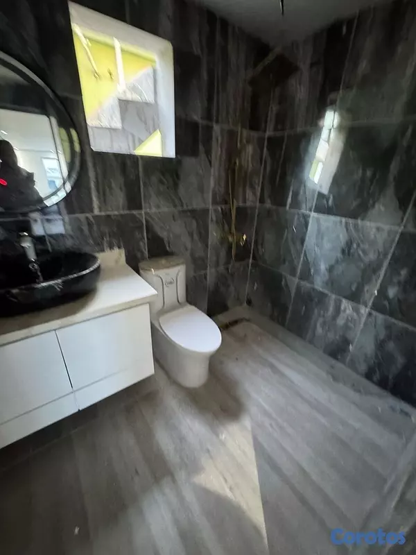 casas - venta de casa con 431mts y piscina en Amapola Santo Domingo este  3