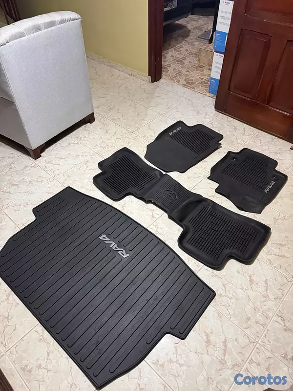 jeepetas y camionetas - Alfombra Toyota RAV4 2019-2024 3