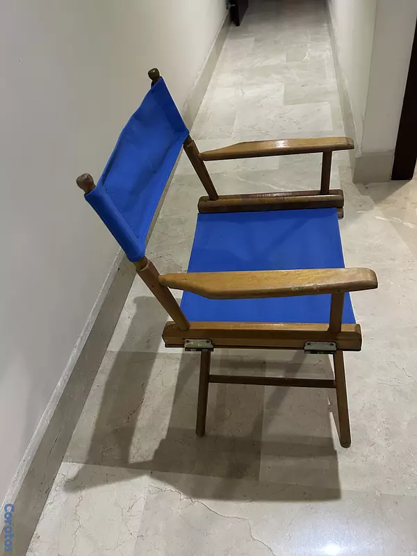 muebles y colchones - Sillas Plegables de madera con descasa brazos  2