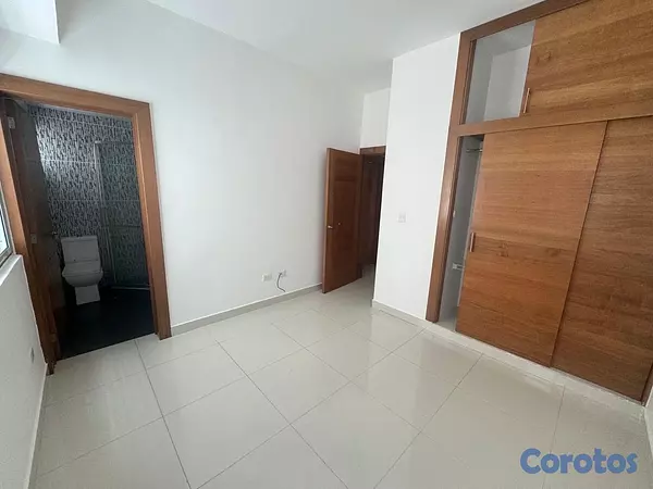 apartamentos - Amplio Apartamento en Alquiler – Mirador Sur.
 11