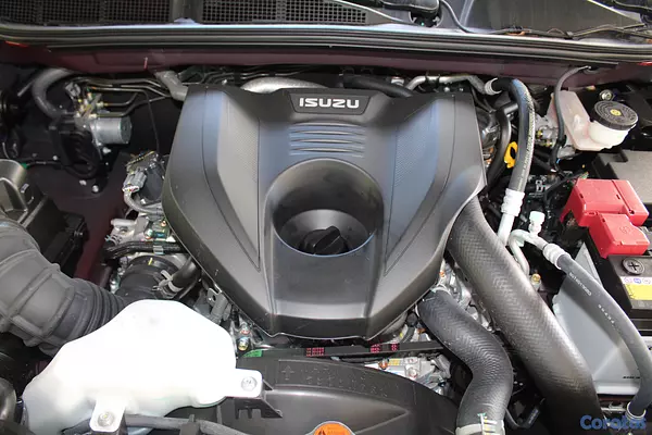 jeepetas y camionetas - Isuzu Dmax Full 2027 2