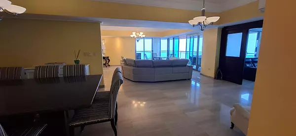apartamentos - Vendo Apartamento en Malecón Center – Exclusividad 2