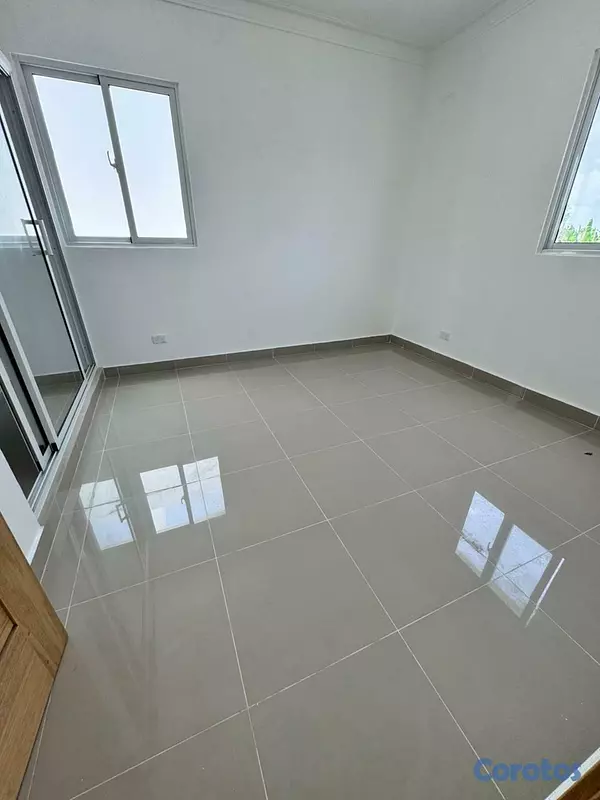 casas - Venta de Casa en San Isidro  4