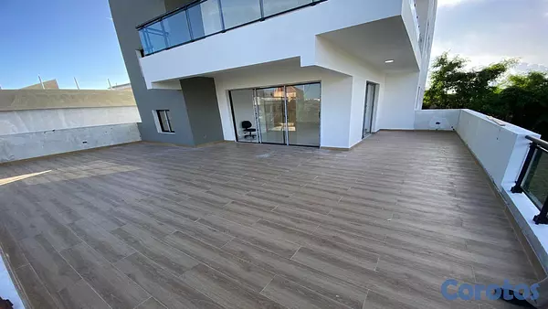 apartamentos - En Venta Apartamento Segunda Con Terraza de 3 habitaciones 4