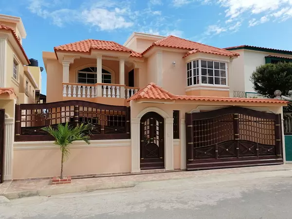 casas - Casas en Mirador del Este .. Residencial Paraíso Oriental, Monumentales !! 3