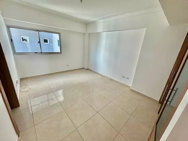 apartamentos - Venta de Apartamento Evaristo Morales  3