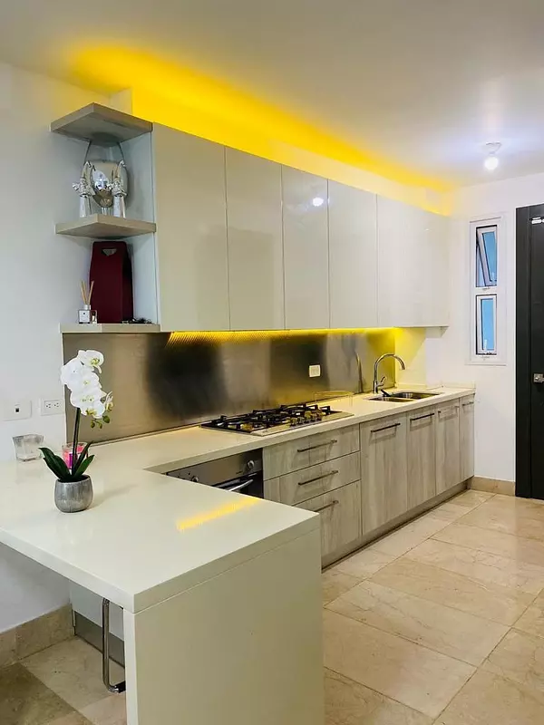 apartamentos - Exclusivo Apartamento en Torre con Amenidades 2