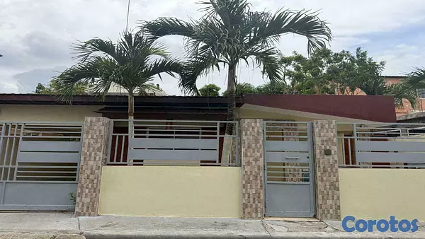 casas - CASA AMUEBLADA EN VENTA, PROXIMO AL HOMS - SANTIAGO. 2